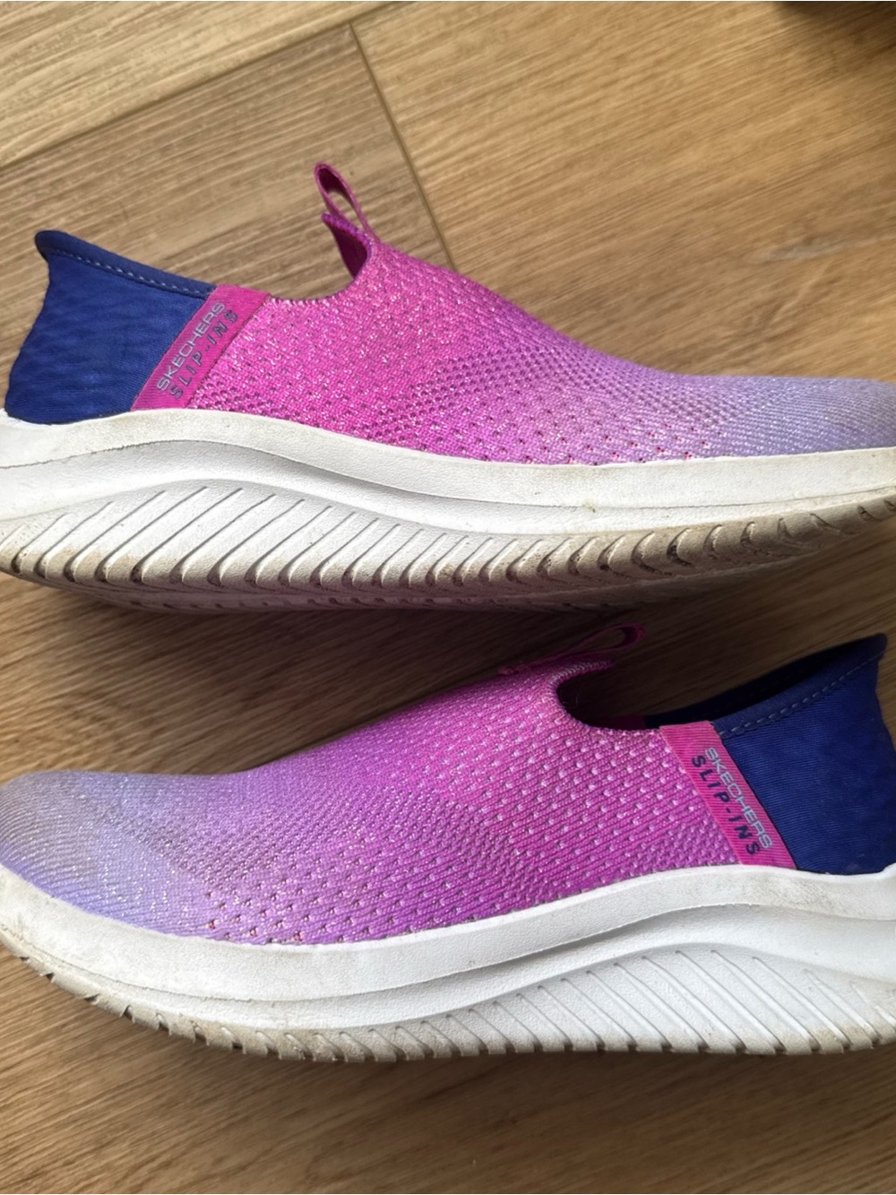 Skechers Hands Free Slip-Ins Girls Size 1.5 Shoes Purple Ombre Glitter Sneakers